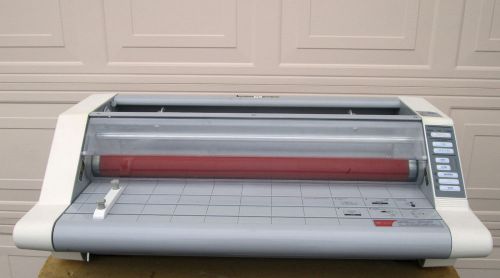 GBC HEATSEAL ULTIMA 65-1 Roll Laminator