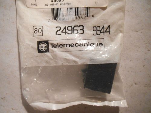 TELEMECANIQUE  NO CONTACT BLOCK 24963 - NEW