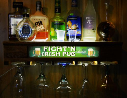 LIGHTED &#034; FIGHT&#039;N IRISH &#034; BAR SIGN, LIQUOR / SHOTGLASS DISPLAY / GLASSWARE