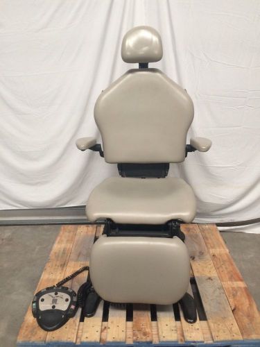 Midmark 419 Exam Chair