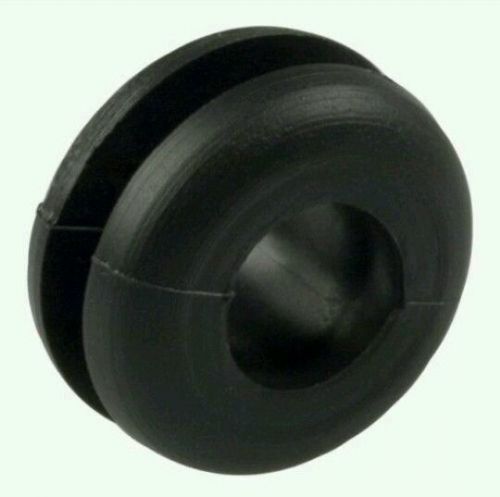 100  Rubber Grommets  1/4&#034; Inner Diameter -  Fits  3/8&#034; panel hole 1/2&#034; O.D.