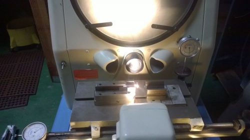 COVEL OPTICAL COMPARATOR