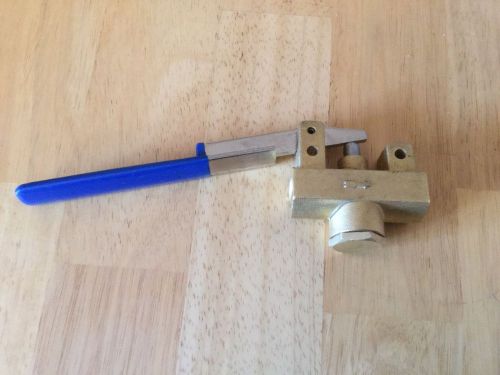 Carpet Cleaning Brass A-Valve 1/4&#034;