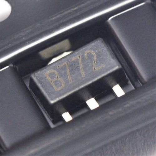 20PCS 2SB772 B772 1.5A/30V PNP SOT-89 SMD transistor NEW