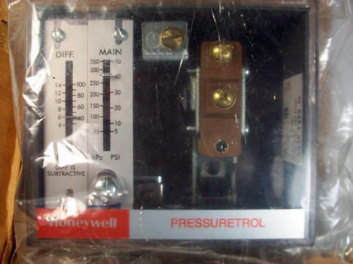 Honeywell l404f 1375 pressuretrol, new for sale