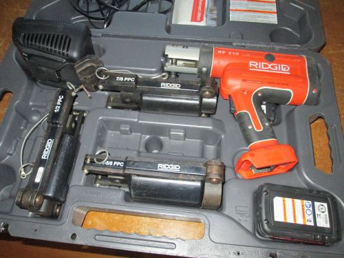 RIDGID RP210 CRIMPER, Press Frames W/ 1/2&#034;, 7/8&#034;, and 1-5/8&#034;, INCLUDING PREP KIT