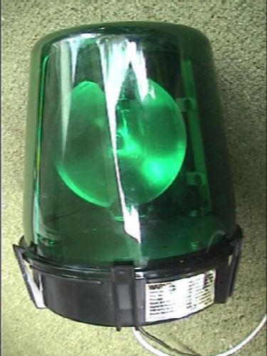 Heavy Duty Industrial  MV 110 UL Tri Lite Polycarb Head Dock Light Green Beacon