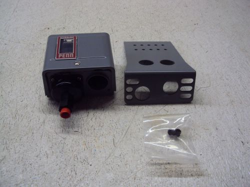 Johnson control p72ca-18 micro set suction pressure control  new for sale