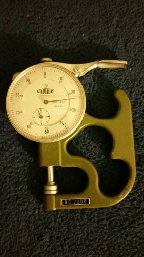 MITUTOYO MICROMETER MODEL #7300/2412.