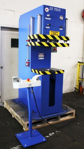 25 Ton 12&#034; Strk Pressmaster CFP-25 HYDRAULIC PRESS