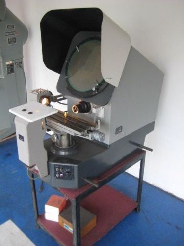Mitutoyo PH-350 Optical Comparator 10X lense with Surface Illumination