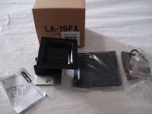 FLAT PANEL SLOT MOUNT SIDE TO SIDE LA19PA