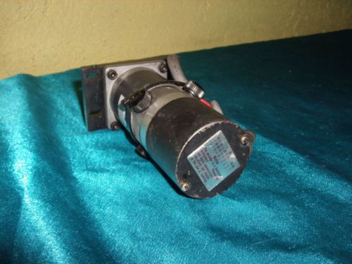 Yaskawa UGRMEM-01SSW11 UGRMEM01SSW11 UGRMEM 01SSW11 Servo Motor