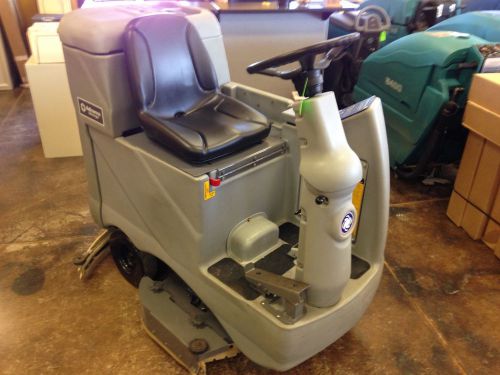 Advance advenger 3210 rider scrubber for sale