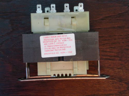 Carrier Bryant Payne Transformer 24 Volt HT01BD242; 4001A22J30AE28 Used