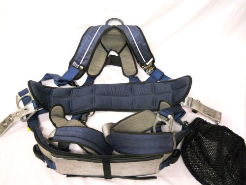 DBI SALA EXOFIT ISAFE SAFETY HARNESS SIZE SMALL - FREE SHIPPING