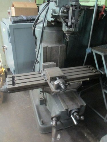 Bridgeport 1-1/2 HP Vertical Ram Type Turret Milling Machine, Model BR2J