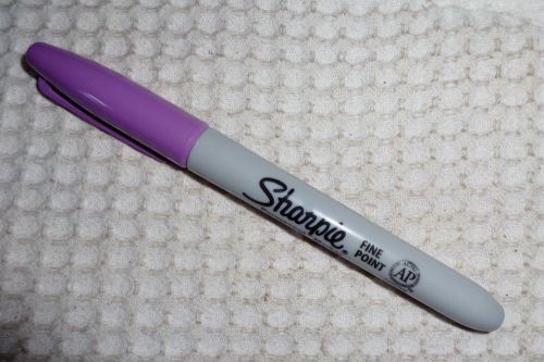 1 SHARPIE Permanent Marker - Fine Point  - LIGHT PURPLE - New!