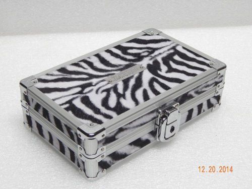 NEW Ideastream Vaultz Pencil Box 8x5X3 with Key Lock, ZEBRA design