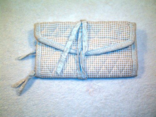 VERA BRADLEY JEWELRY POUCH, BROWN AND WHITE CHECK