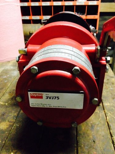 Dayton 15,000 lb. hydraulic winch