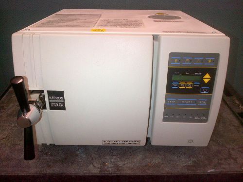 TUTTNAUER 1730EK AUTOMATIC AUTOCLAVE STERILIZER IN EXCELLENT SHAPE!!