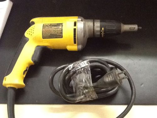 DeWalt DW272 Heavy Duty Drywall Screwdriver Screw Gun (R-B-CL)