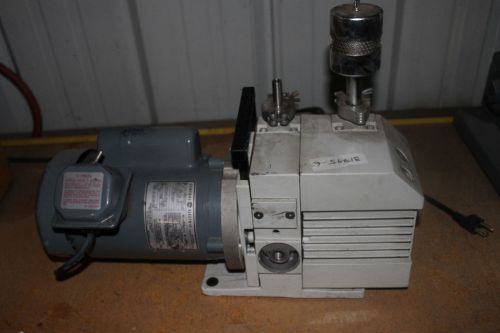 WORKING LEYBOLD TRIVAC VACUUM PUMP D4B