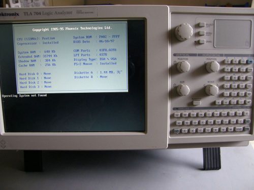 TEKTRONIX TLA 704 LOGIC ANALYZER  ( NO OS)