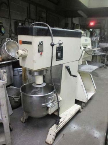 MIXER - Blakeslee 60 Quart Pizza Dough model  DD-60 - Same as Berkel DD60