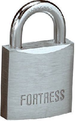 MASTER LOCK CO 1-Inch 25mm Aluminum 3-Pin Padlock