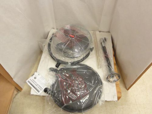 156815 New In Box, Dayton 2LY94B Light Commercial Air Circulator, 16&#034; Dia