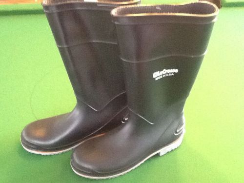 1 NEW PAIR SIZE 10 LACROSSE TRIPLEX DUAL DENSITY OUTSOLE #89904 RUBBER BOOTS