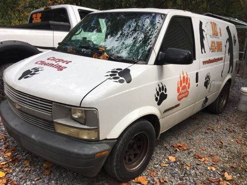 2000 Chevy Astro Carpet Cleaning Van with Hydramaster truck mount carpet cleaner