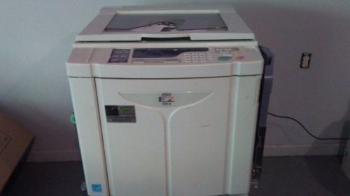 RISO EZ220U DIGITAL DUPLICATOR WITH STAND LOW METER