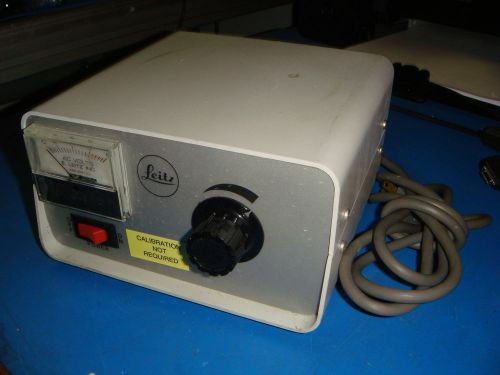 E LEITZ INC. 050-261 AC VOLTS POWER SUPPLY *Qt50