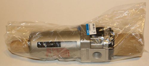 SMC Pneumatic Regulator/Filter   NEW AW40K-N04C-Z  NEW