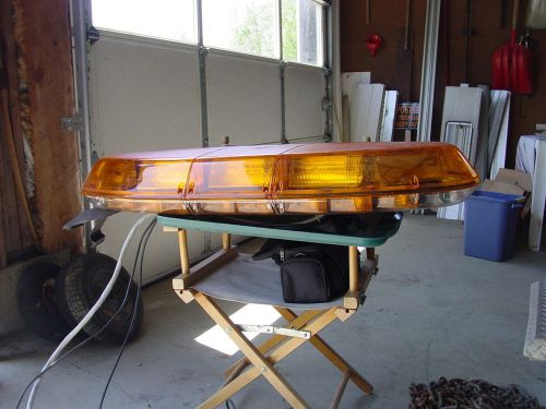 fedral signal amber vista light bar