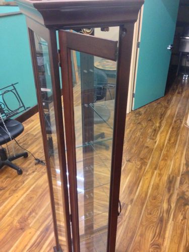 Display case Wood/Glass w/mirror