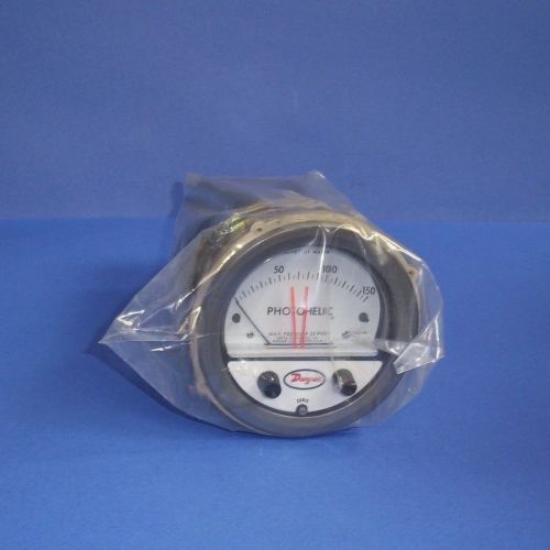 DWYER 102V 50/60HZ 6 WATTS PHOTOHELIC PRESSURE SWITCH/GAGE A3150 *NEW*