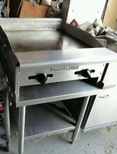 Commercial 24&#034; Flat grill with Table