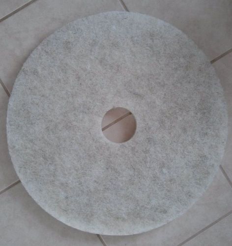 Box of 5 NEW Tough Guy 20&#034; Natural White Floor Burnishing Pads 4RY49