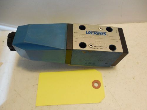 VICKERS VALVE SOLENOID DG4V32AZMUH730. SN2