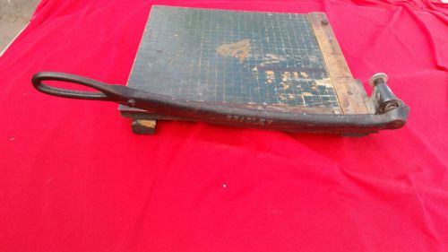 Vintage Milton Bradley Co. Studio Art Office Supply/Photo/Paper Cutter