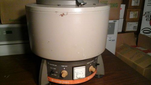 Damon IEC HN-S Centrifuge with rotor.