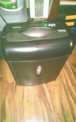 6 Sheet Crosscut Paper Shredder, Aurora WM675XB