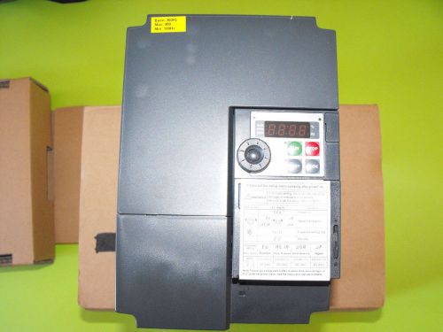 TOSHIBA, Transistor invertor, VFS15-4055PL-W 5,5 kW, AC Servodriver.