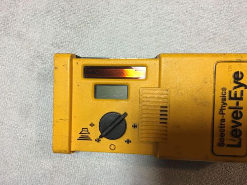 Spectra Physics Laser Level Eye Model 1077 Working Untested