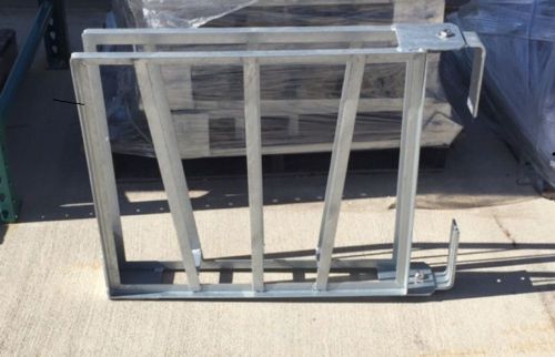 Hhr-1.5-100-galv   heavy duty galvanized    1.5&#034; hose hump rack for sale