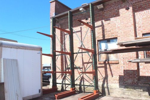 Cantilever Racking 16&#039; Tower 4&#039; Arms Lumber Rack Pallet Racking